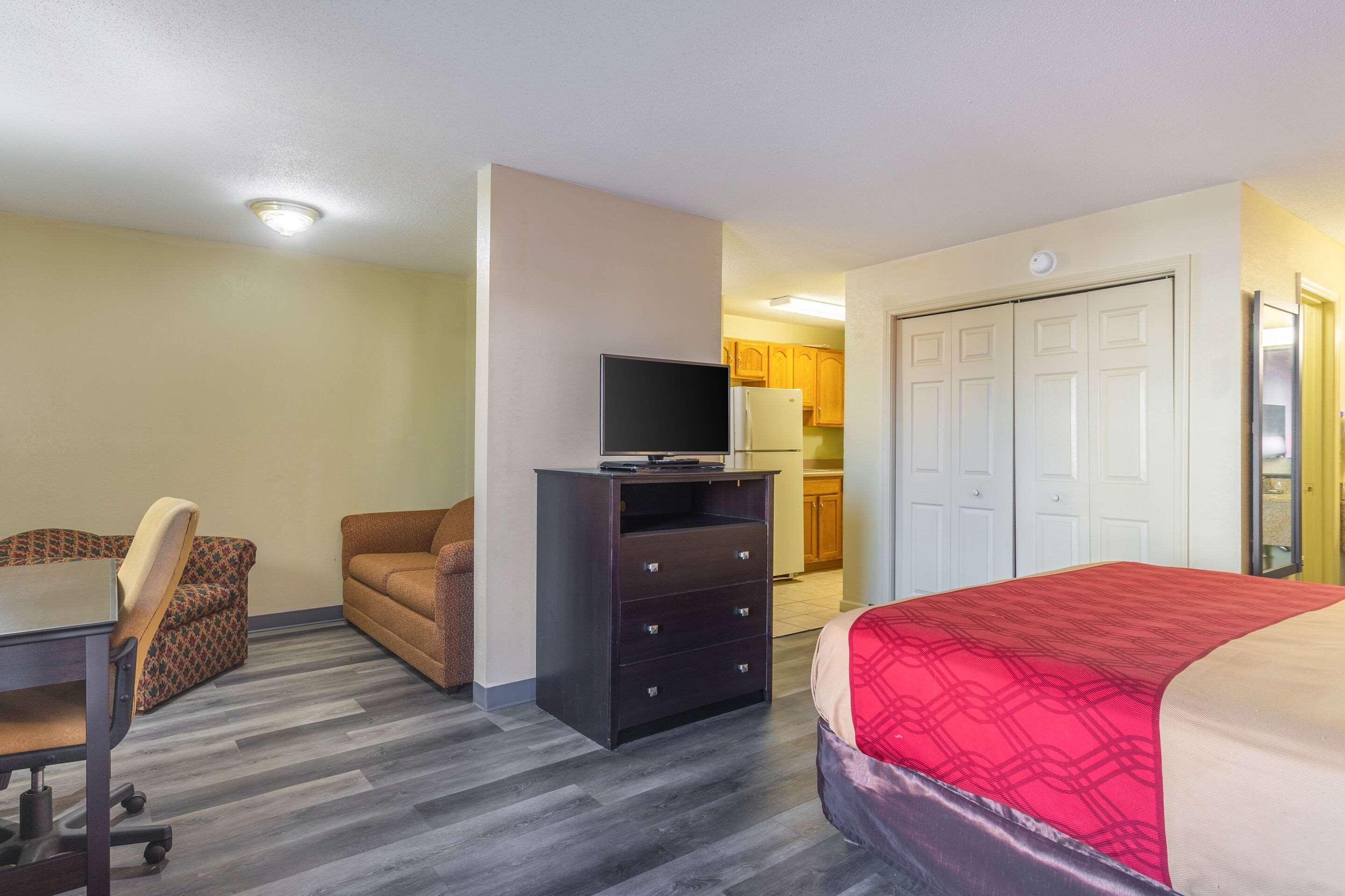 Econo Lodge&Suites Clarksville Extérieur photo