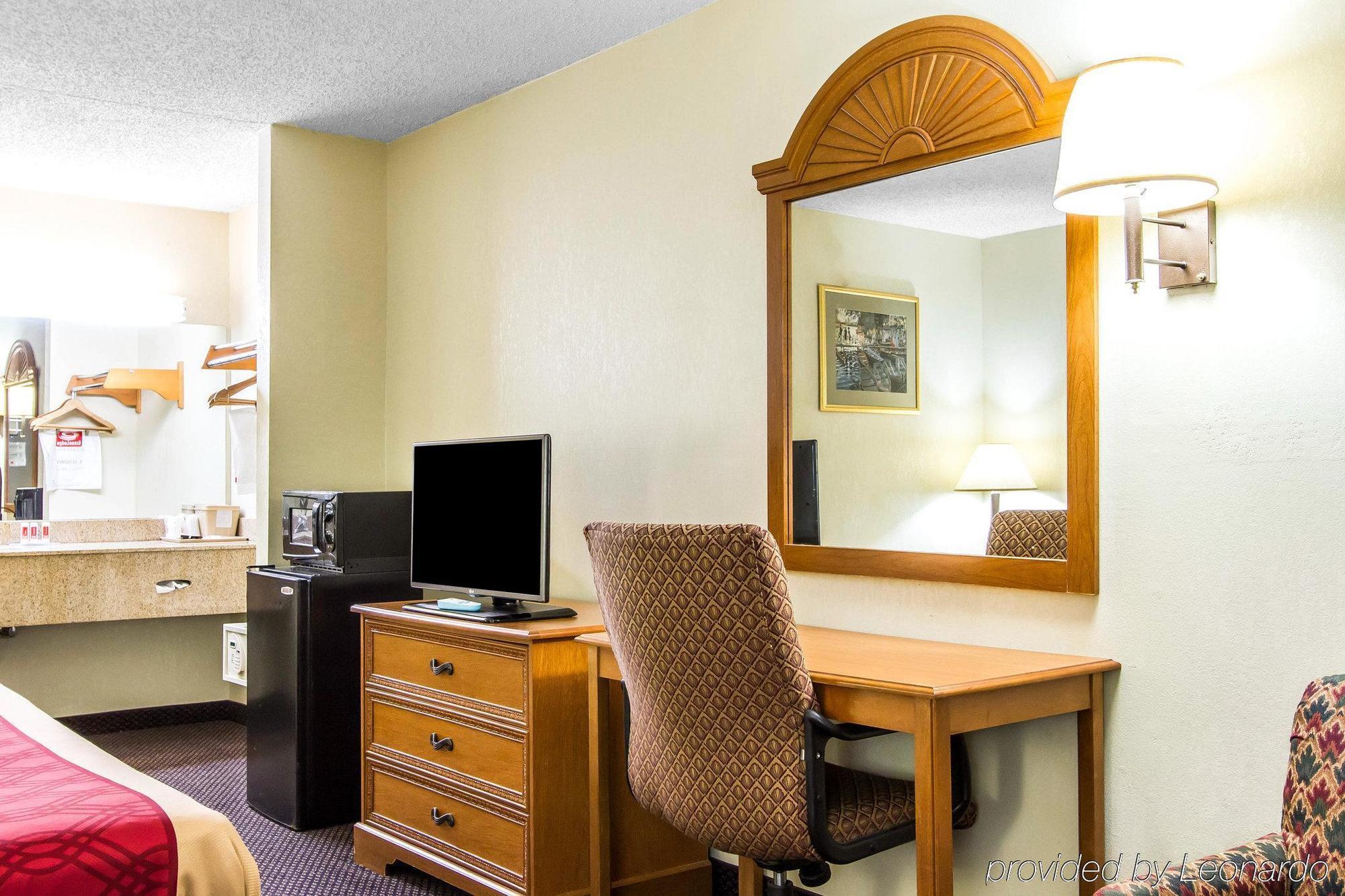 Econo Lodge&Suites Clarksville Extérieur photo